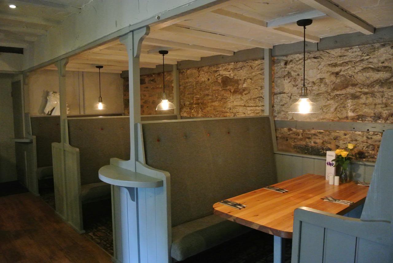 The Horse & Jockey Inn Knighton  Luaran gambar